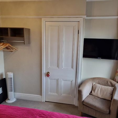 ווינדרמר Montfort Cottage Guest House מראה חיצוני תמונה