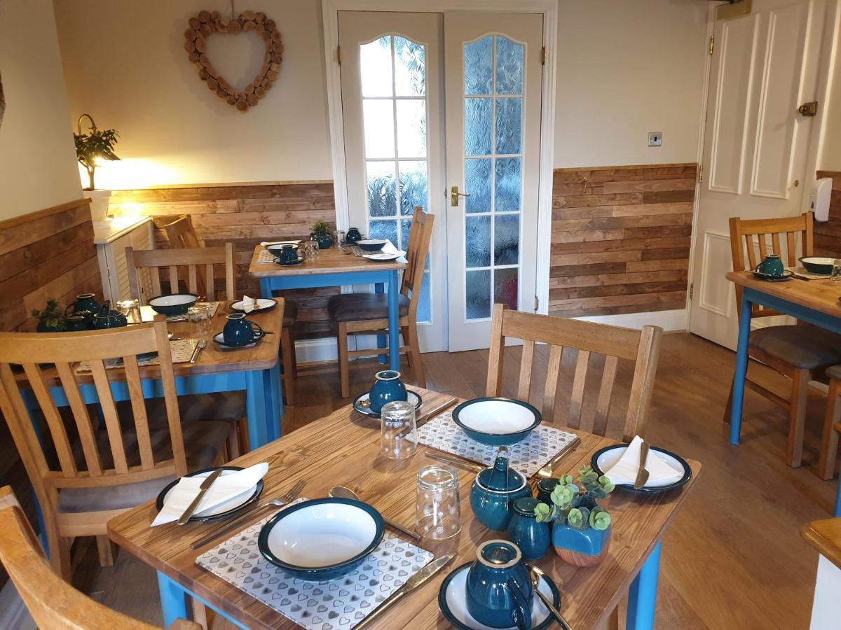 ווינדרמר Montfort Cottage Guest House מראה חיצוני תמונה