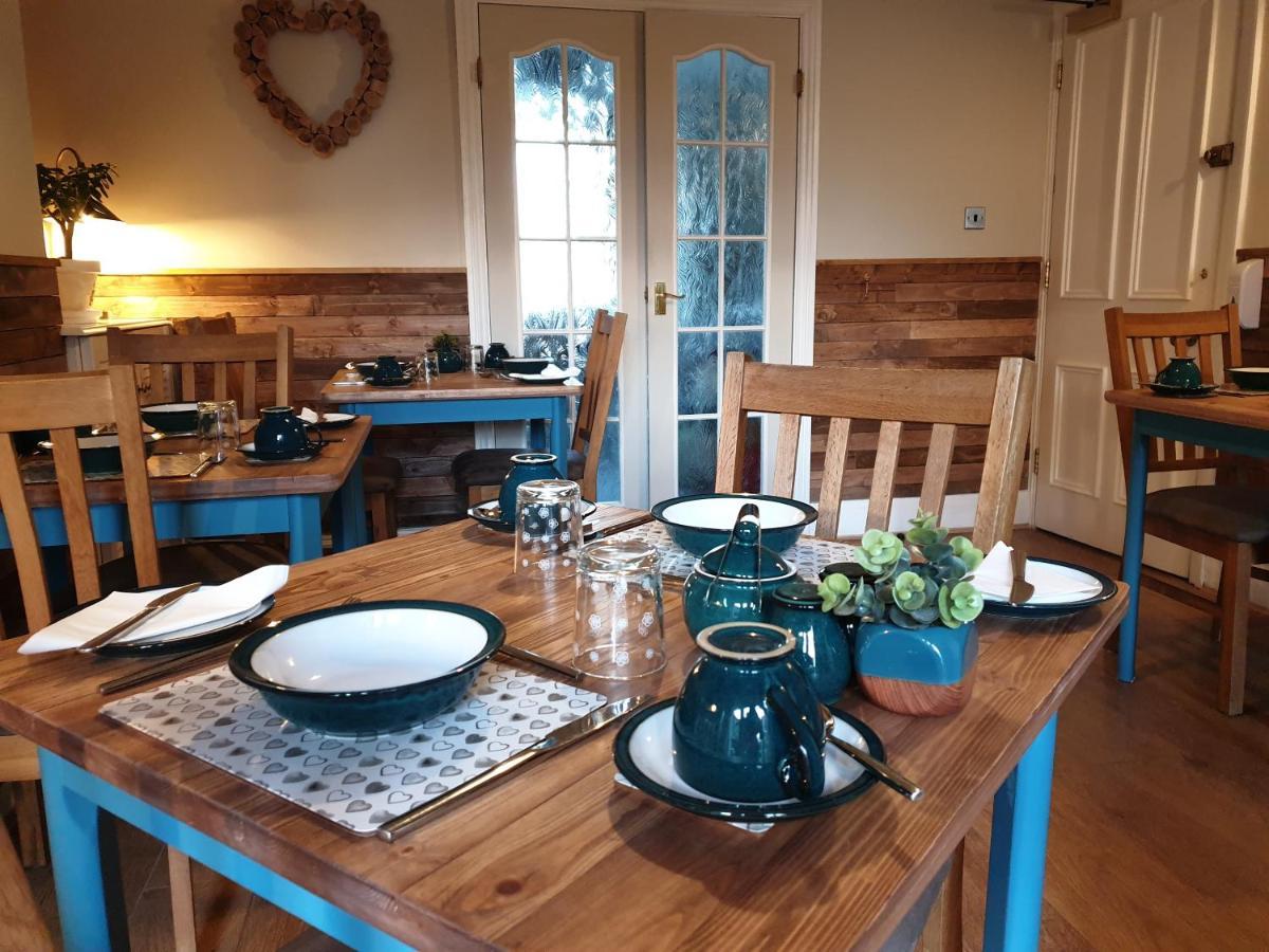 ווינדרמר Montfort Cottage Guest House מראה חיצוני תמונה
