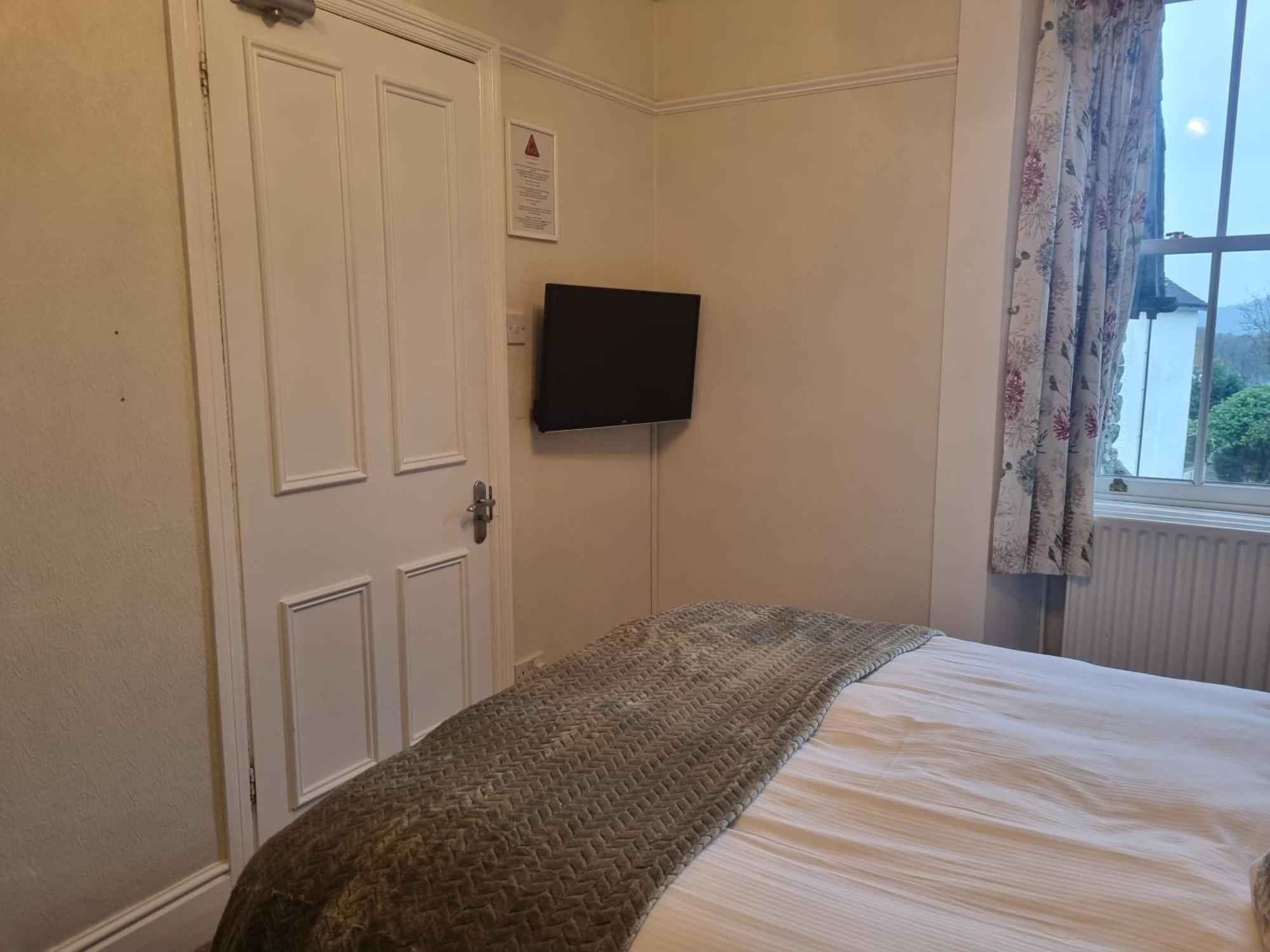 ווינדרמר Montfort Cottage Guest House מראה חיצוני תמונה