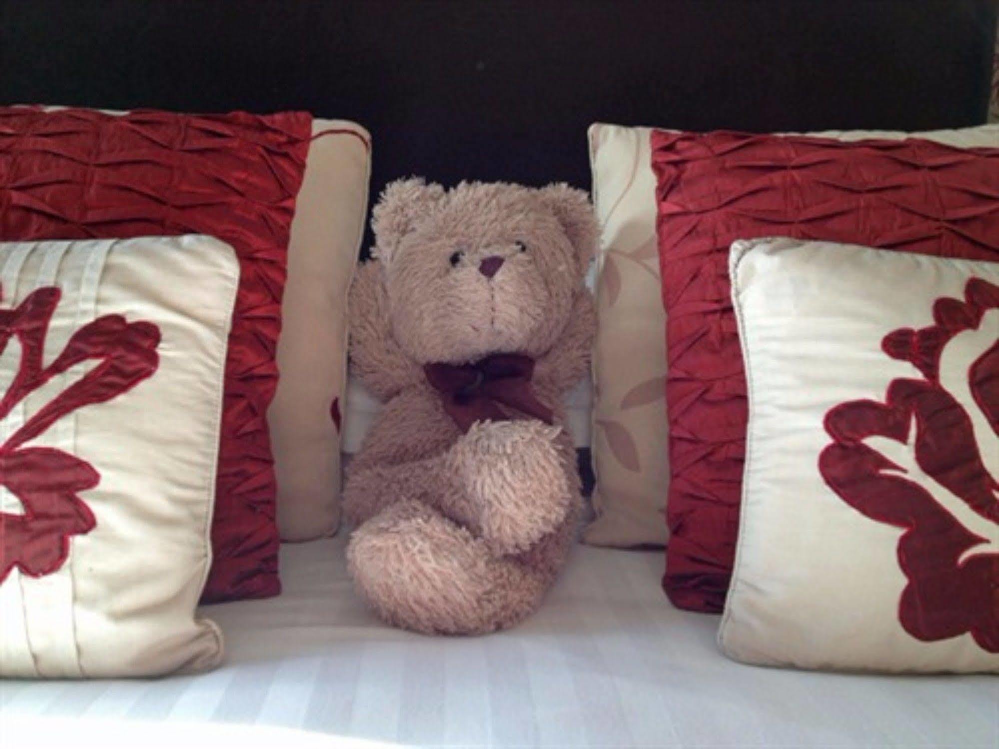 ווינדרמר Montfort Cottage Guest House מראה חיצוני תמונה
